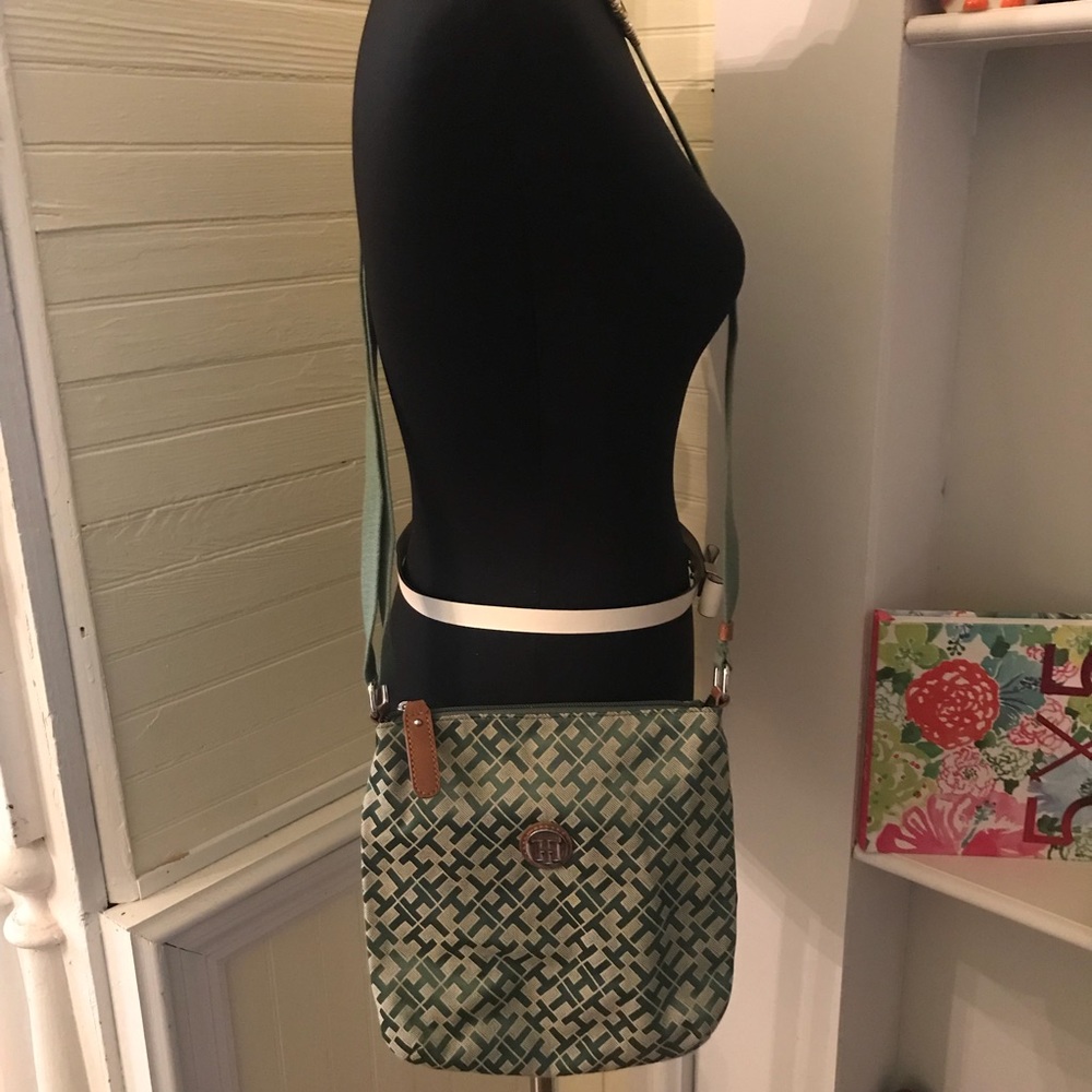 Tommy Hilfiger Crossbody Bag